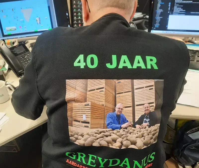 Klaas en Cor Greydanus 40 jaar werkzaam bij Aardappelgroothandel Greydanus